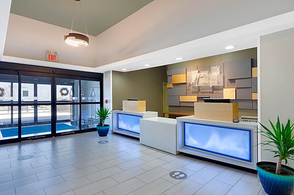 Holiday Inn Express Hotel & Suites Weston By IHG