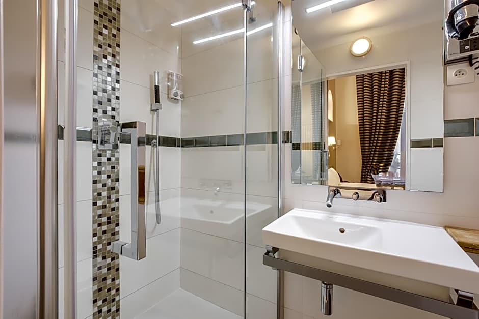 Hotel Opera Maintenon