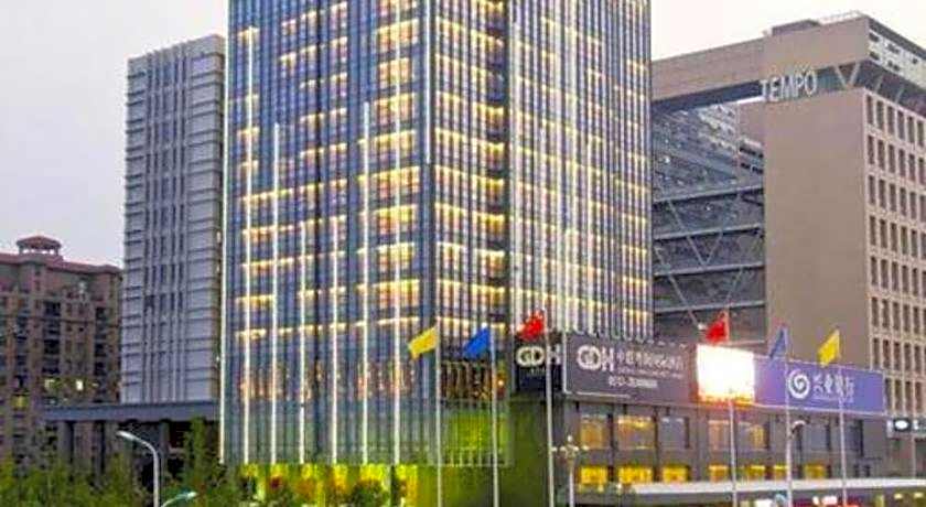 Zhangjiagang Zhonglian GDH International  Hotel