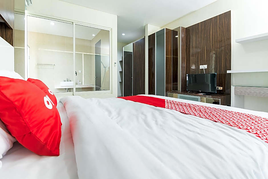 OYO 2001 Taman Dayu Villa Golf View