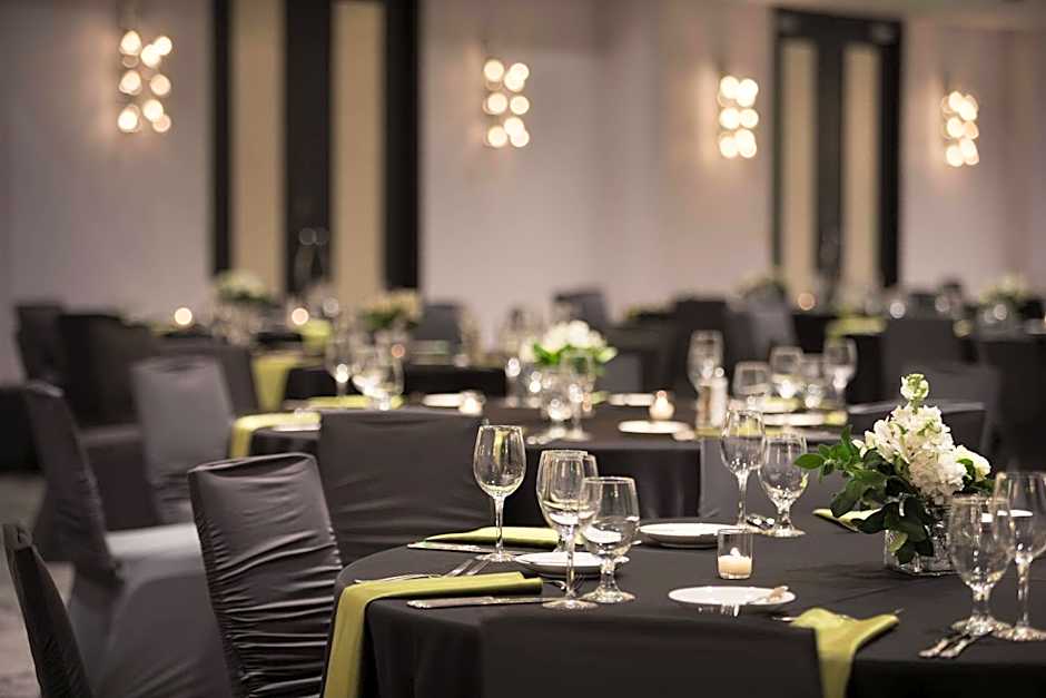 Sheraton Bloomington Hotel