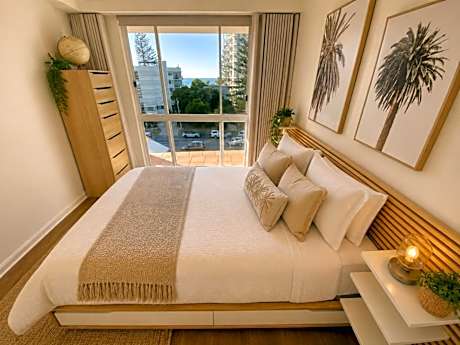 Superior One-Bedroom Apartment