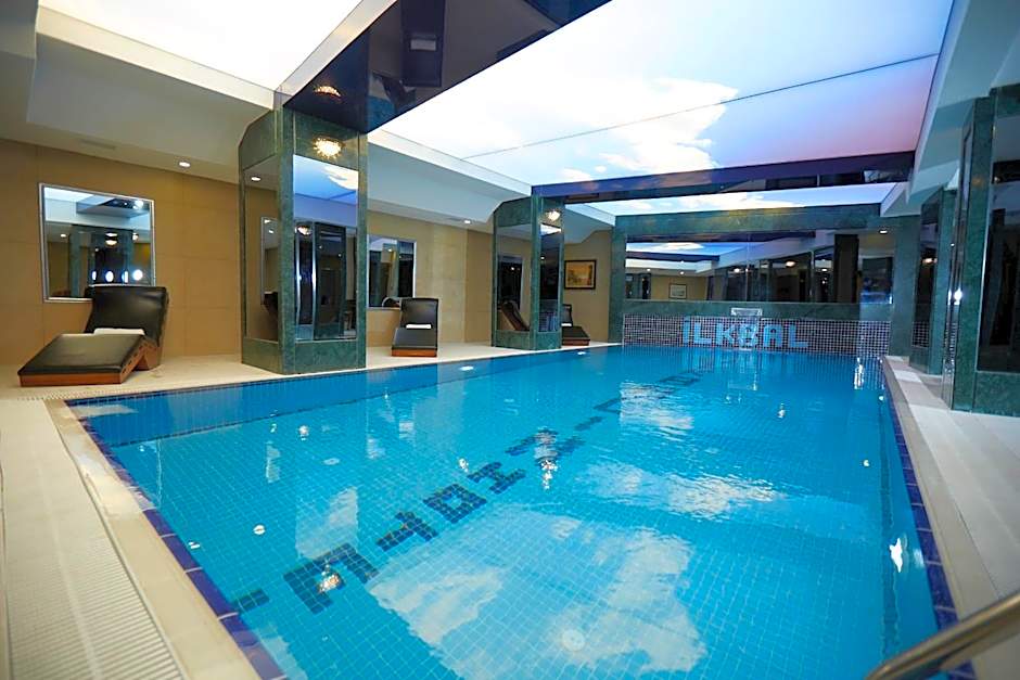 Ilkbal Deluxe Hotel Istanbul