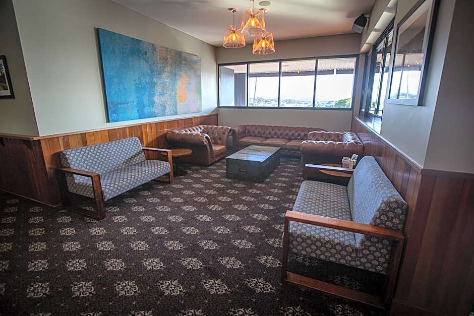 Gladstone Reef Hotel Motel