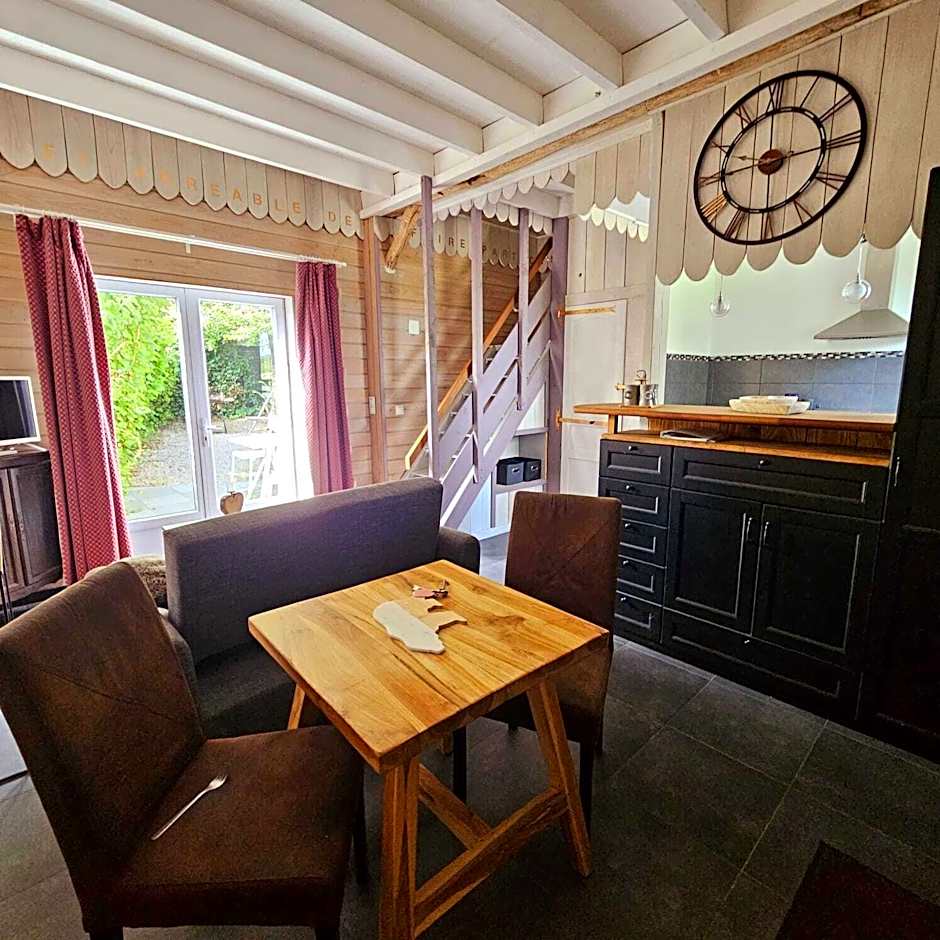 Au Refuge Des 3 Ours - Chambres d'hôtes et cabanes