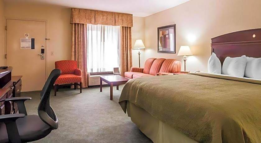 Quality Inn Paris