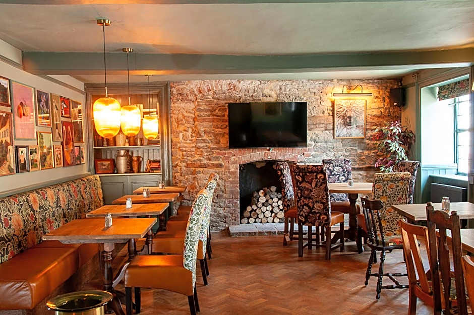 George Inn, Mere
