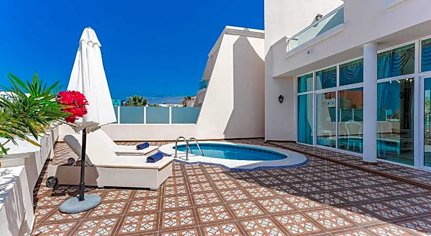 Hotel Flamingo Suites