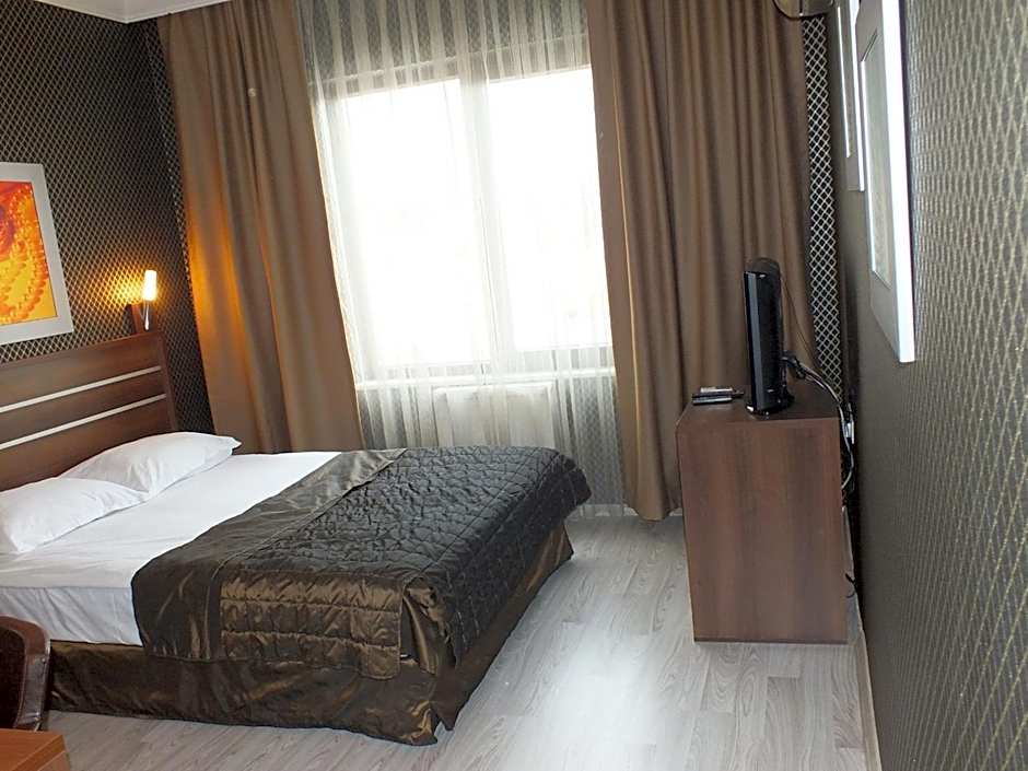 Lifos Hotel