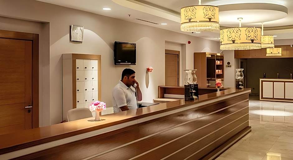 Qafqaz Riverside Hotel