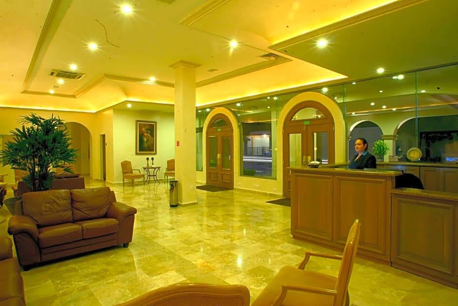 Best Western Centro Cadereyta