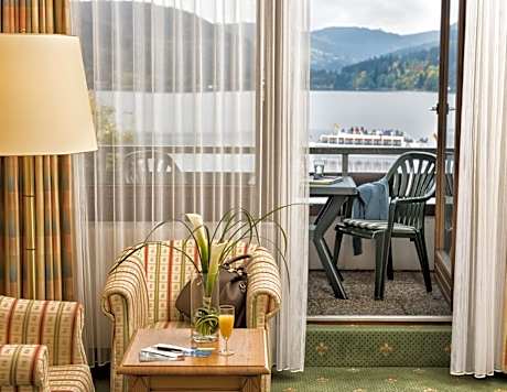 Superior Plus Double Room with Balcony and Lake View