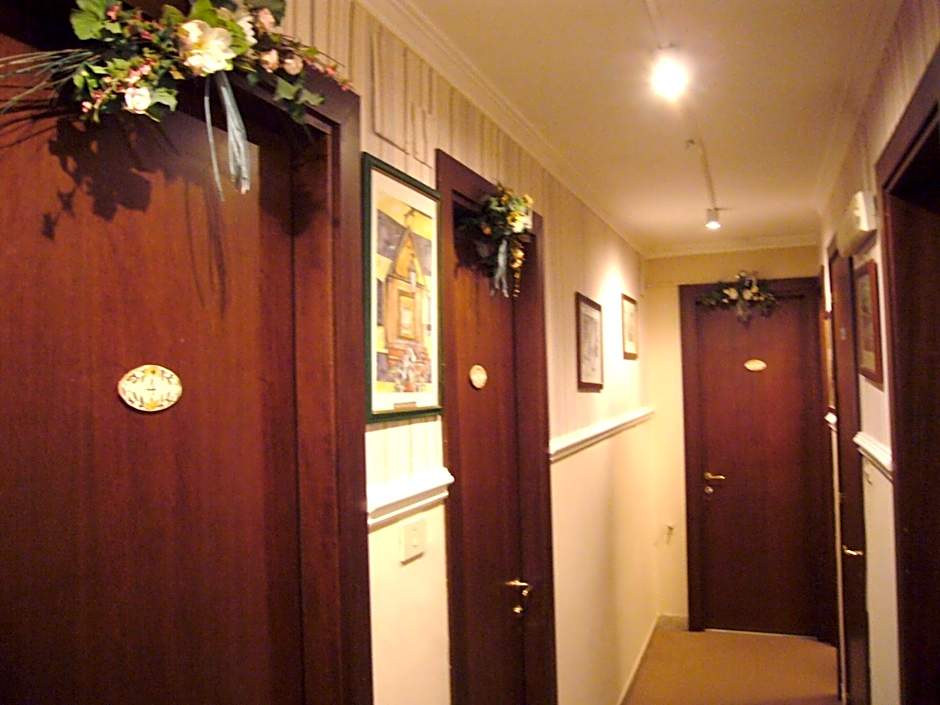 La Collegiata Guest House