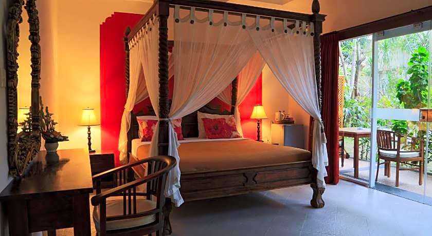 Aquarius Beach Hotel