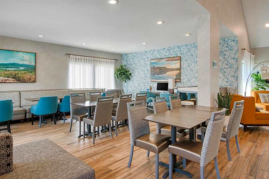 Best Western Fishkill Inn & Suites