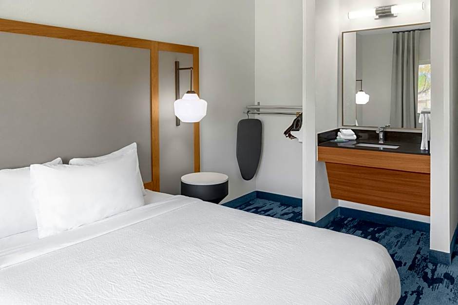 Fairfield Inn & Suites by Marriott San Francisco San Carlos