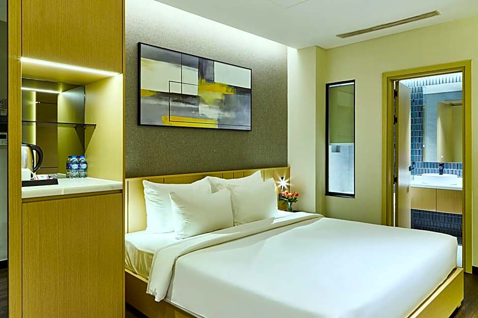 Central Park Saigon Hotel