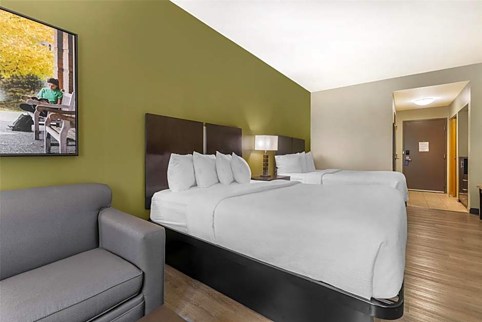 Best Western Plus Franciscan Square Inn and Suites Steubenville