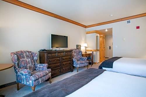 Photo 1 of 5 of Deluxe 2 Queen Beds