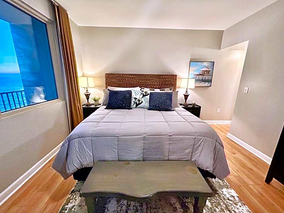 Amazing views! Great beachfront Panama City Condo