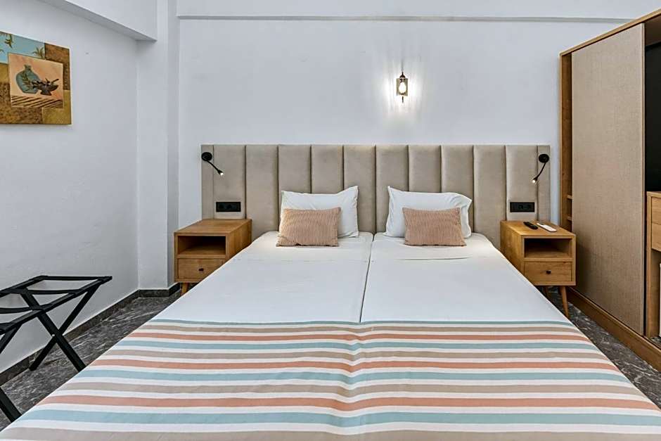 Erato Hotel