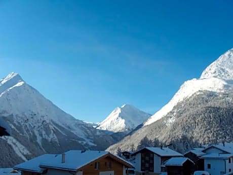 Chalet Flair  - Two Bedroom