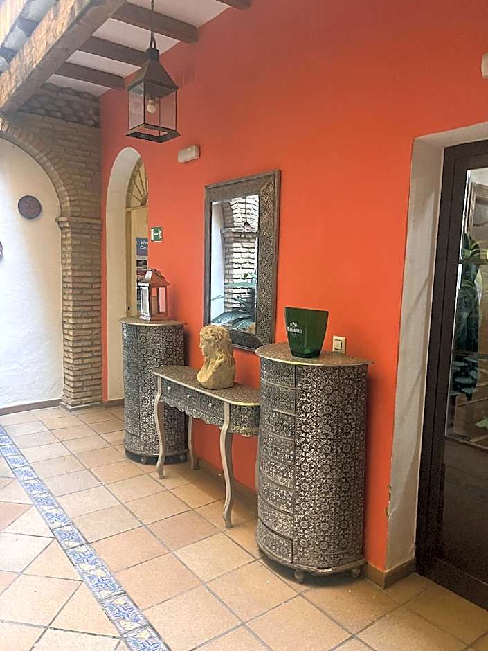 Photo 1 of 11 of Hostal Lojo