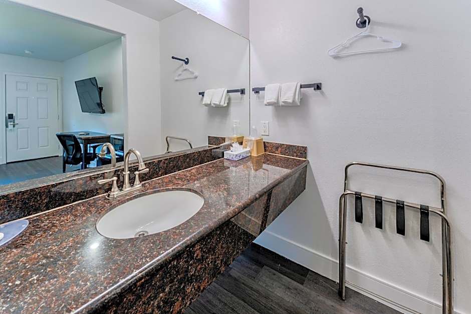 Monterey Surf Inn