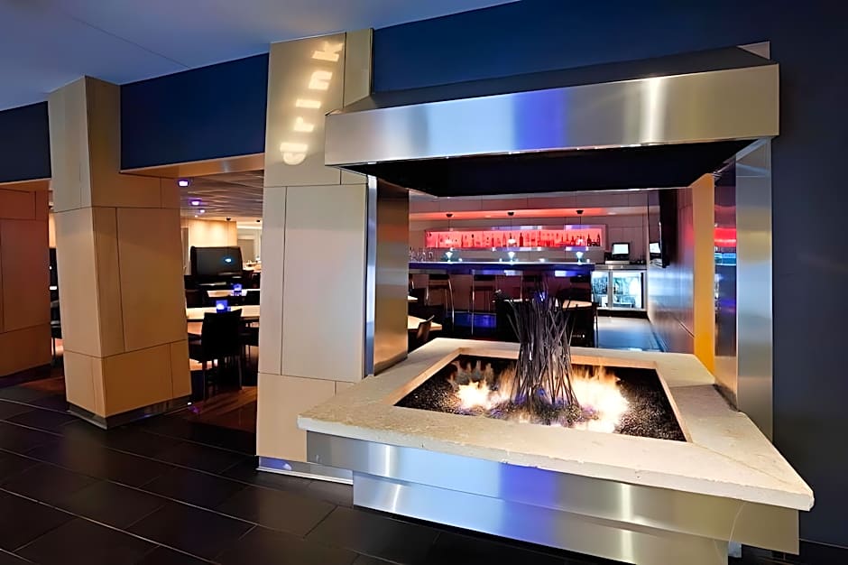 CROWNE PLAZA BLOOMINGTON MSP AIRPORT / MOA