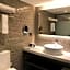 City Suites-Taoyuan Station