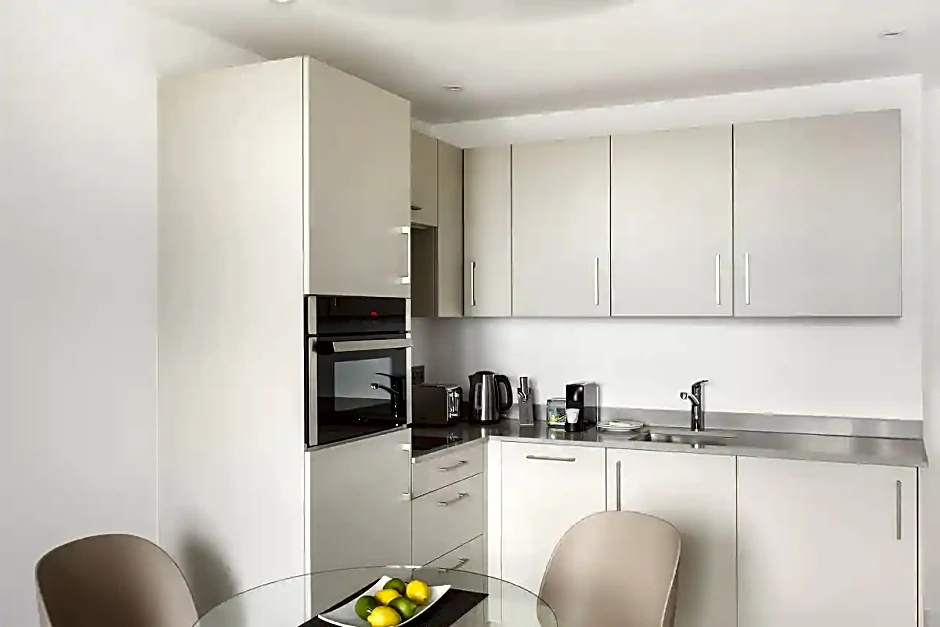 Q Square by Supercity Aparthotels