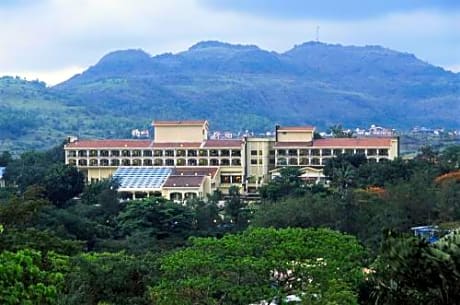 Fariyas Resort Lonavala Mumbai Mumbai Hotels At Getaroom