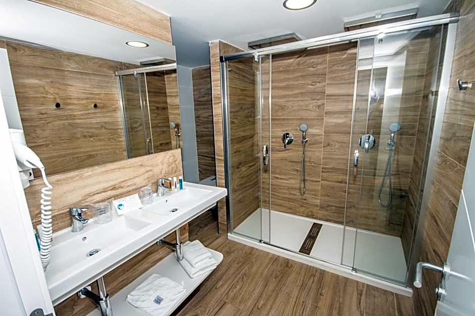 IG Nachosol Atlantic & Yaizasol by Servatur - Adults Only