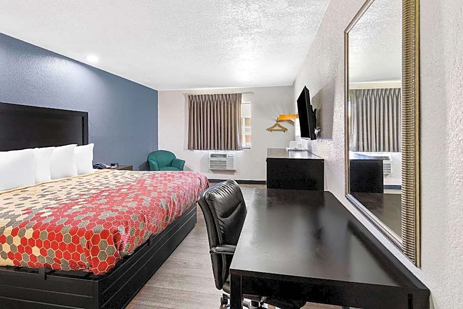 Econo Lodge Akron Copley Northwest