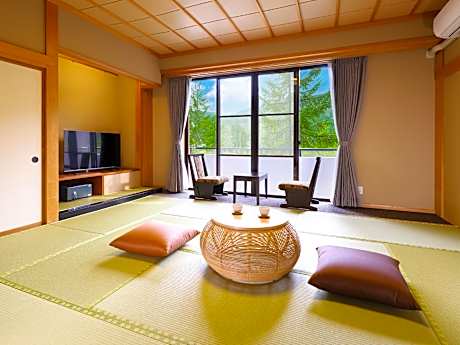 Standard Japanese-Style-Room 19 sqm holds 5 people - Indoor Bath - Non-Smoking