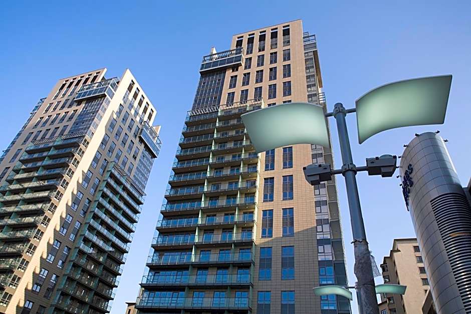 Platinum Towers Country 2 Country