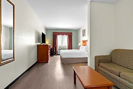 Quality Inn & Suites McAlester on Hwy 69