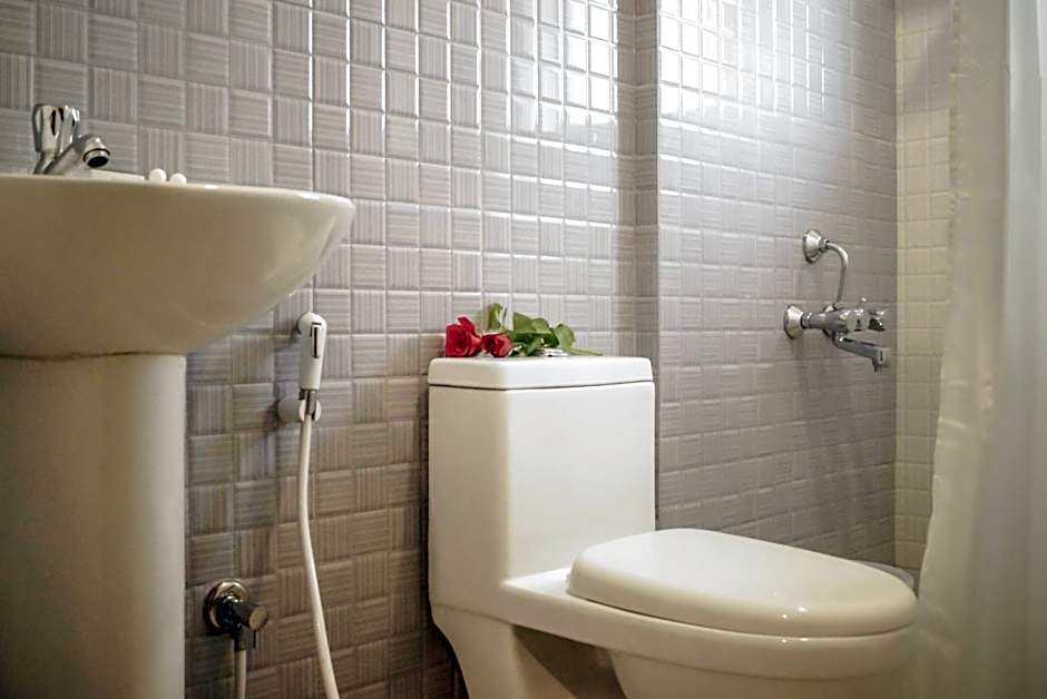 Hotel Royal Serenity Kammanahalli