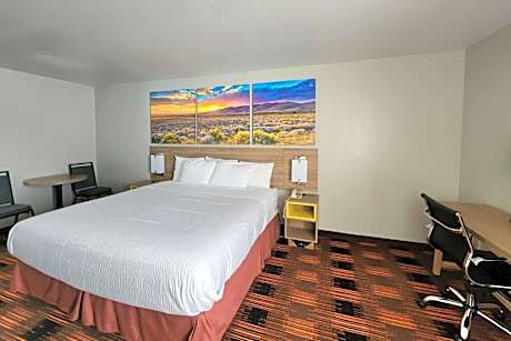 Days Inn by Wyndham Lumberton