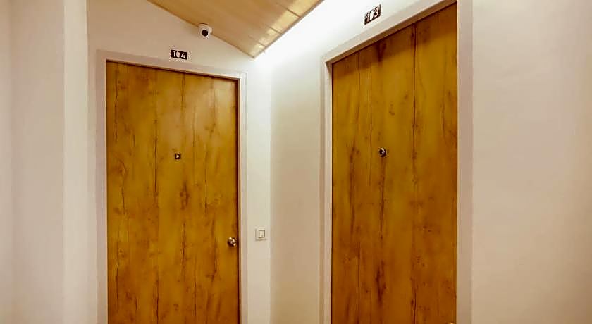 Hotel O Orchid Blu – Delhi, NY