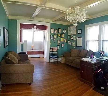 Bed in 6-Bed Mixed Dormitory Room