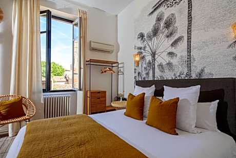 Superior Double Room Cathedral View