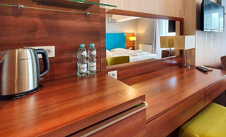 HolidayHomePL Aparthotel z balkonem przy plaży