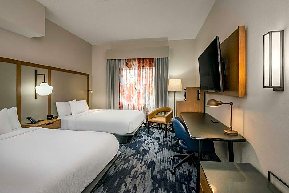 Photo 1 of 3 of 2 Queen Beds, Hearing/Mobility Accessible, Bathtub