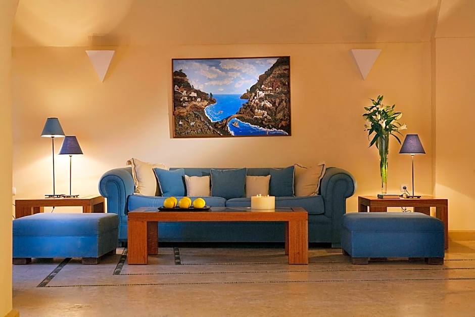 Tamarix Del Mar Suites