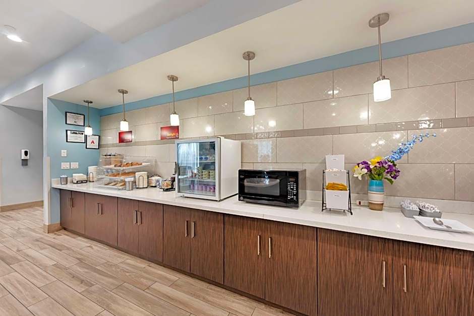 Best Western Plus Buda Austin Inn & Suites
