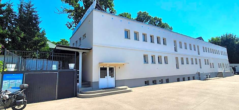 Rentumi Hostel Gryfino-Noclegi Turystyczne i Pracownicze