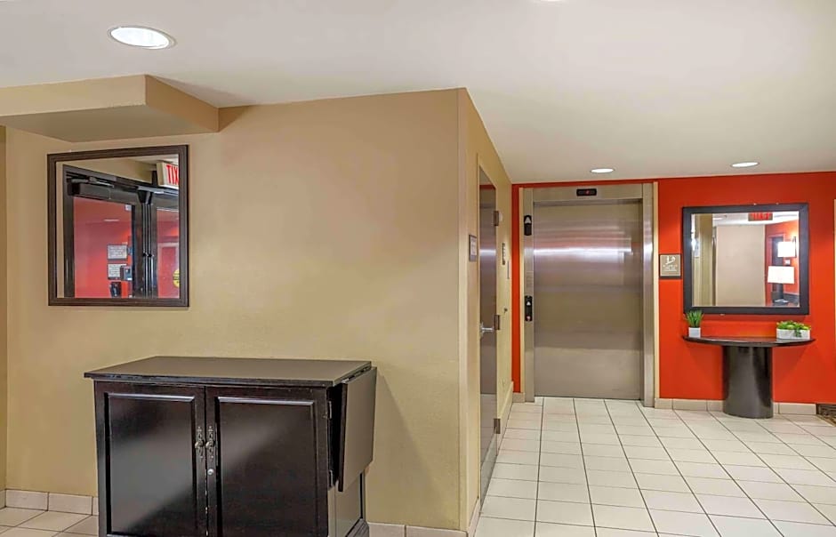 Extended Stay America Suites - Long Island - Melville