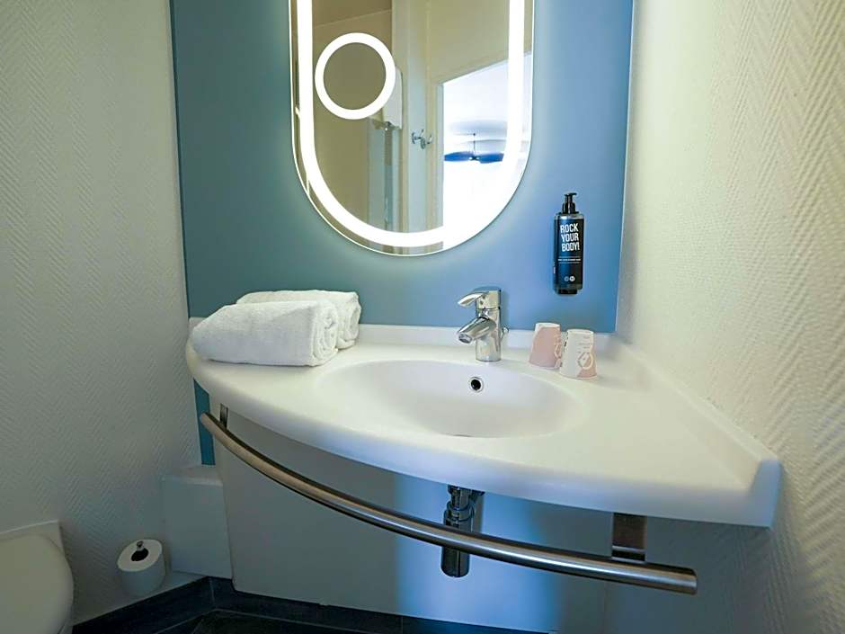 ibis Martigues