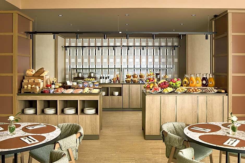 NH Paseo De La Habana